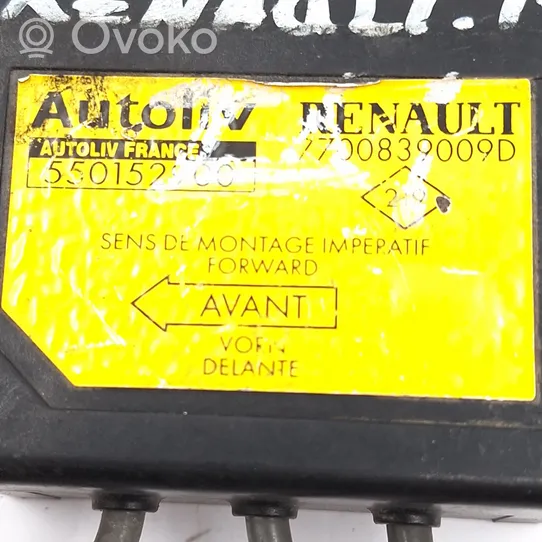 Renault 19 Czujnik uderzenia Airbag 7700839009D