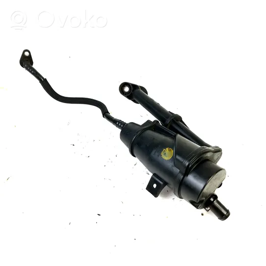 Opel Astra J Separatore dello sfiato dell’olio 70367396