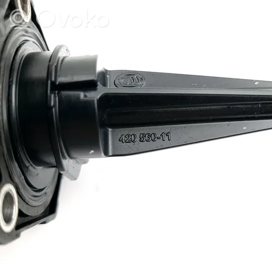 Audi A4 S4 B8 8K Sensore livello dell’olio 04L907660A