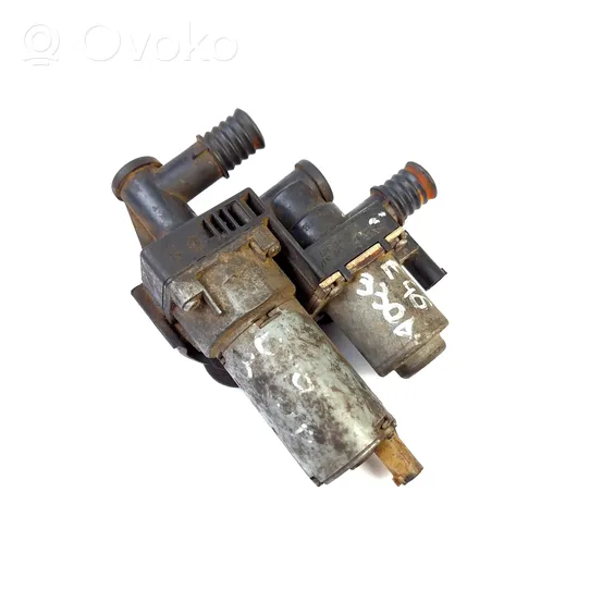 BMW 3 E46 Water pump 8369807