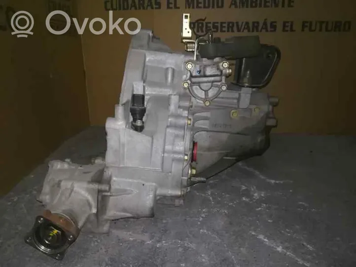 Honda CR-V Caja de cambios manual de 6 velocidades SBXM