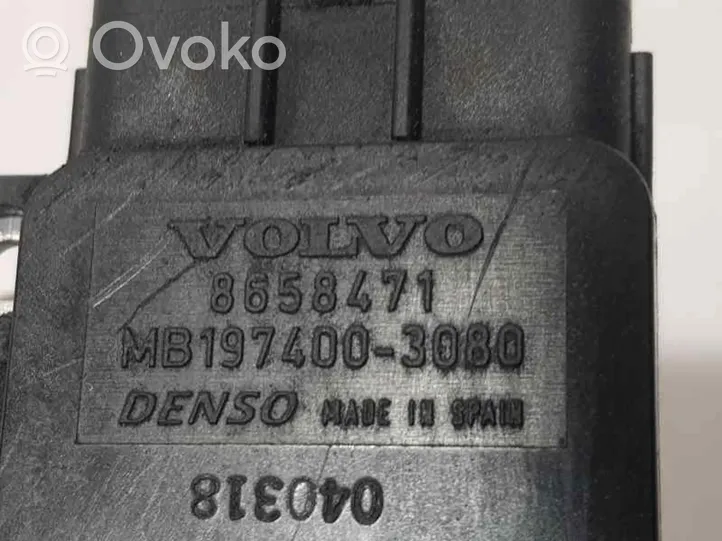 Volvo V50 Mass air flow meter 8658471