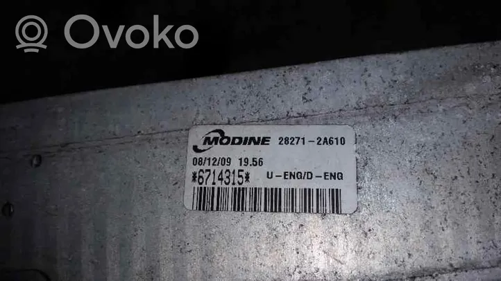 Hyundai i30 Chłodnica powietrza doładowującego / Intercooler 6714315