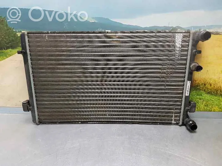 Volkswagen Bora Radiateur de refroidissement 1J0121253N