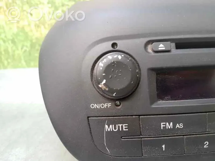 Peugeot Bipper Unité principale radio / CD / DVD / GPS 7355861250