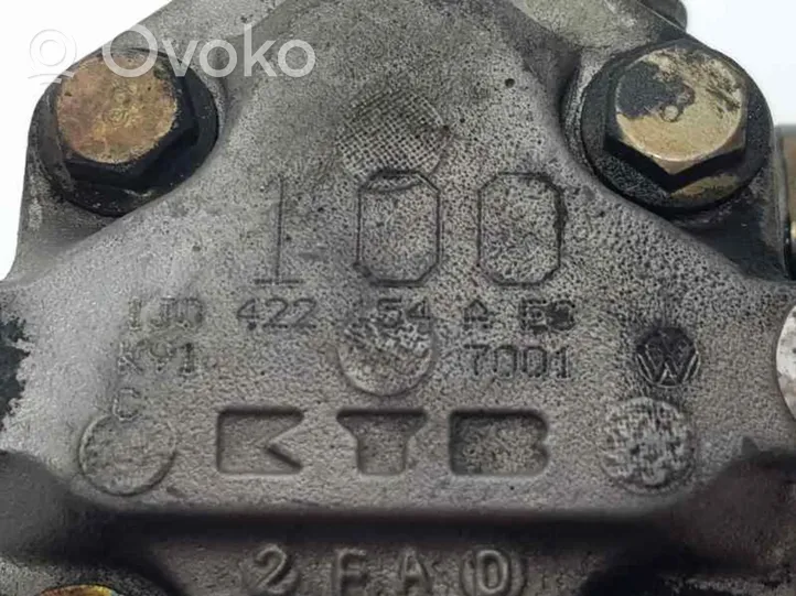 Volkswagen Bora Ohjaustehostimen pumppu 1J0422454A