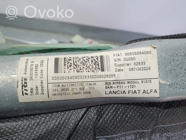 Alfa Romeo Mito Stogo oro pagalvė (užuolaida) 505084090