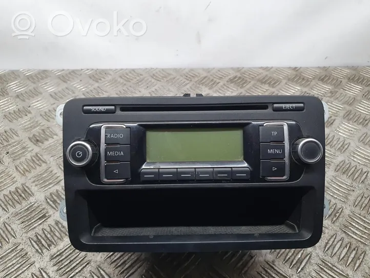 Volkswagen Polo Radio/CD/DVD/GPS-pääyksikkö 5M0035156B