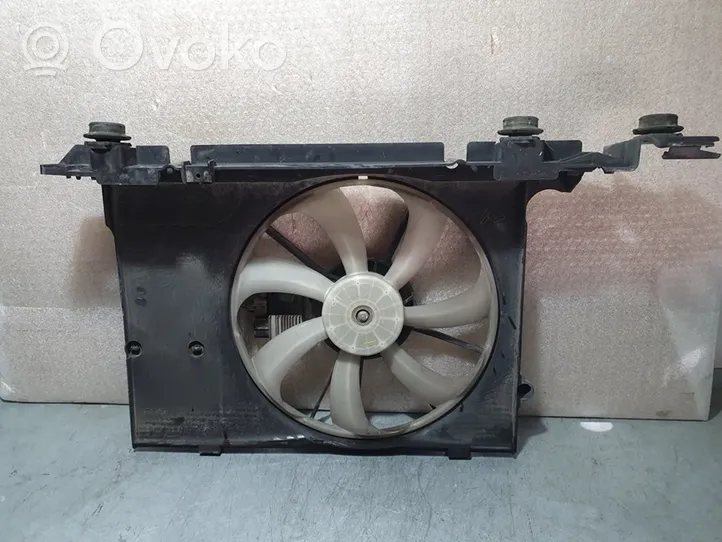 Toyota Auris E180 Jäähdyttimen jäähdytinpuhallin MF4227501912