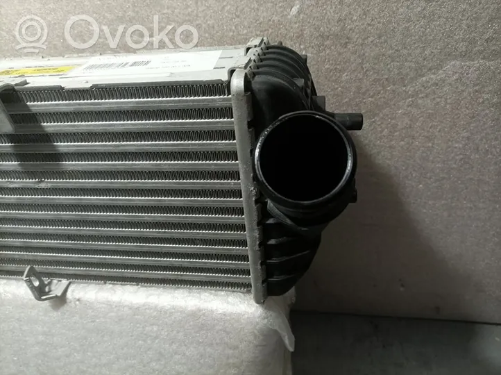 Hyundai i20 (GB IB) Interkūlerio radiatorius 2827007350