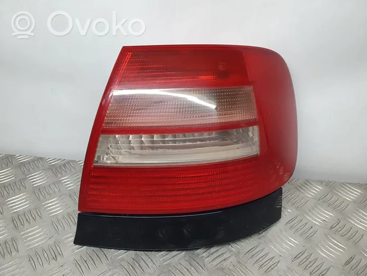 Audi A4 S4 B5 8D Luci posteriori 8D0945096G