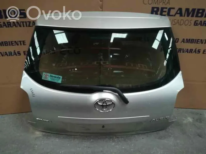 Toyota Auris E180 Takaluukun/tavaratilan kansi 