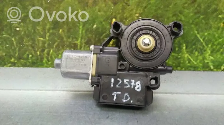 Volkswagen Polo Takaoven ikkunan nostomoottori 6R0959812G