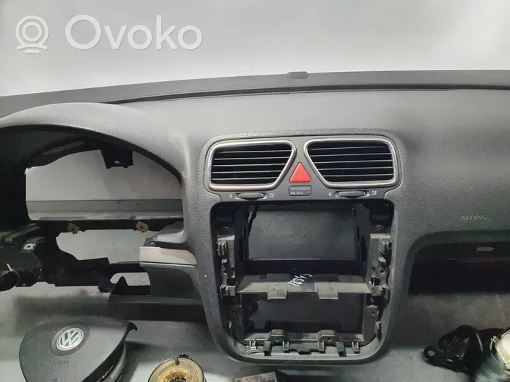 Volkswagen Eos Oro pagalvių komplektas su panele 