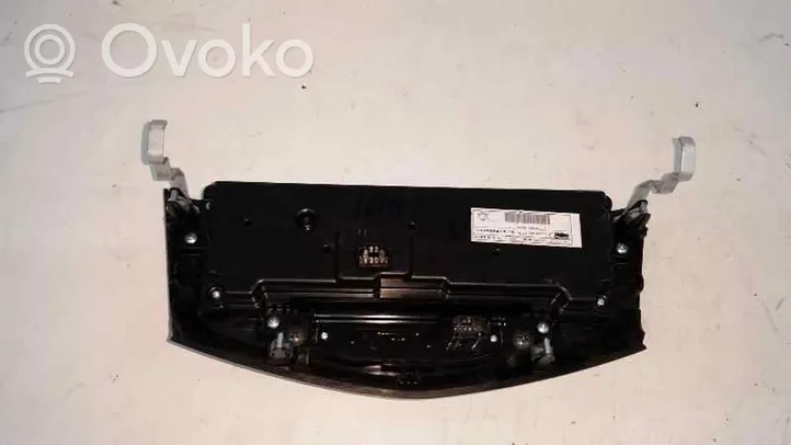 Nissan X-Trail T32 Panel klimatyzacji 275004EA0A