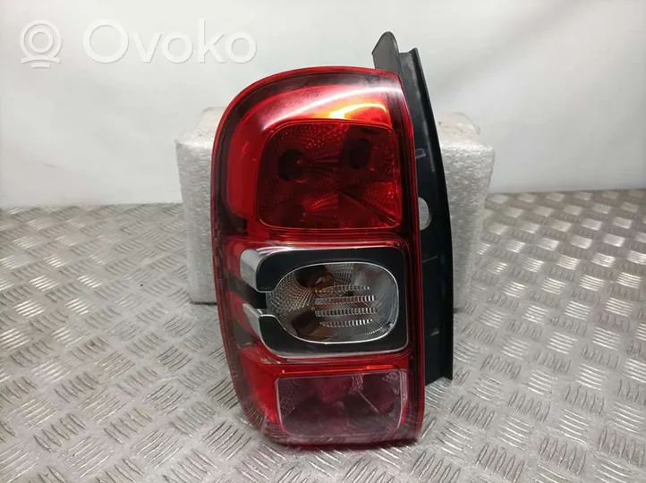 Dacia Duster Lampa tylna 265551679R