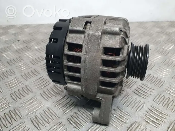 Volkswagen PASSAT B5.5 Alternator 06B903016D