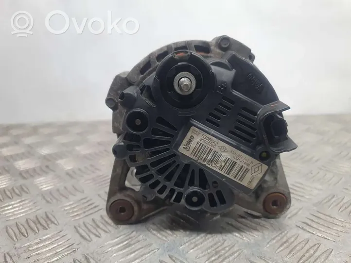 Renault Clio II Generatore/alternatore 8200654541B