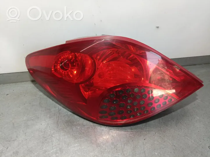 Peugeot 207 Lampa tylna 