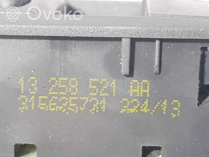 Opel Corsa D Elektrinių langų jungtukas 13258521AA