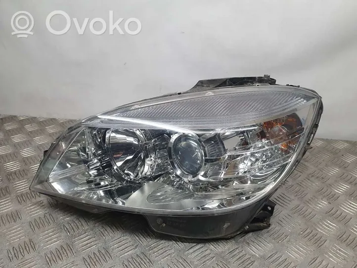 Mercedes-Benz C W204 Phare frontale A2049065103