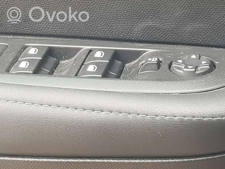Peugeot 208 Interrupteur commade lève-vitre 