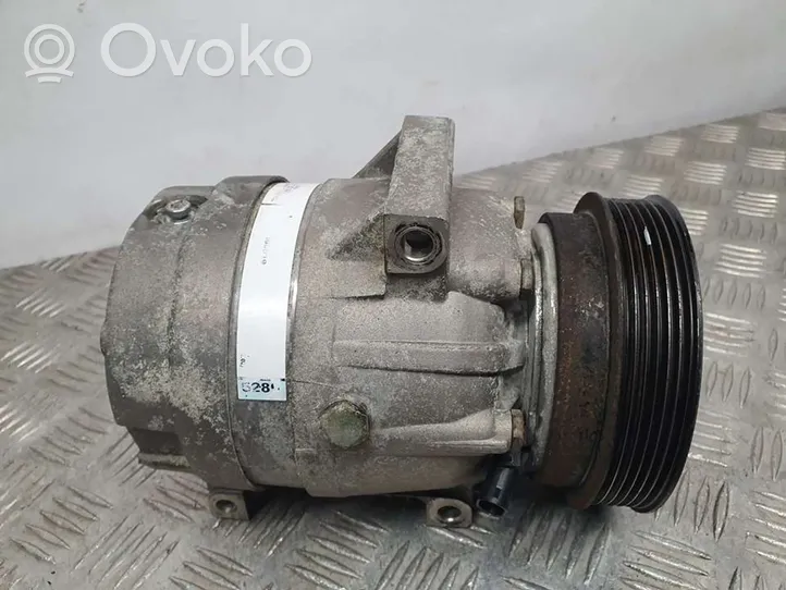 Renault Megane I Air conditioning (A/C) compressor (pump) 7700103536