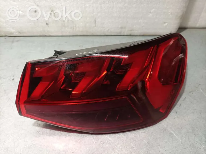 Audi A3 8Y Galinis žibintas kėbule 8Y0945208