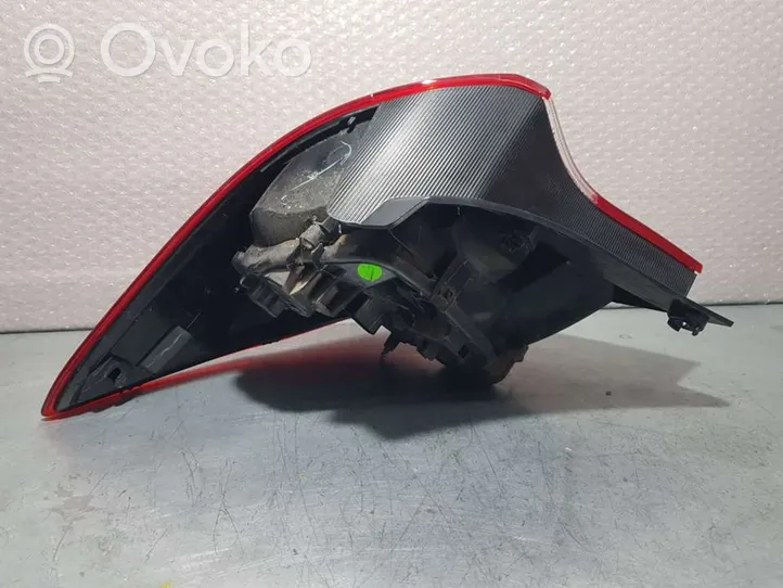 Ford Ka Lampa tylna E4B513404AF