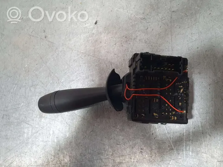 Dacia Dokker Wiper control stalk 255670736R