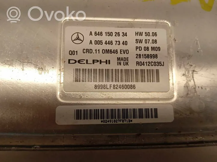 Mercedes-Benz C AMG W204 Moottorinohjausyksikön sarja ja lukkosarja A6461502634