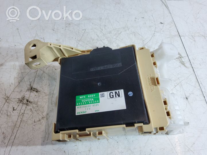 Toyota Auris E180 Module confort 8922102350