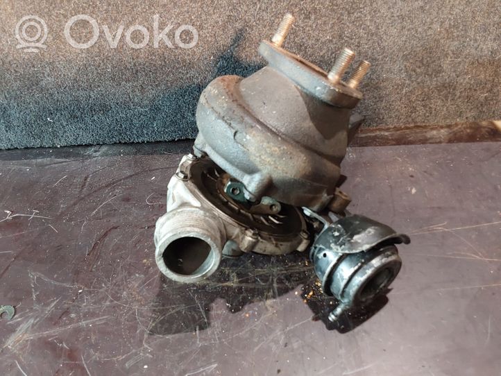 Volvo V70 Turboahdin 8689592