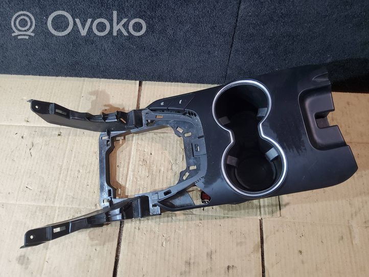 Ford Mondeo MK V Przedni uchwyt na kubek tunelu środkowego DS73F13560A