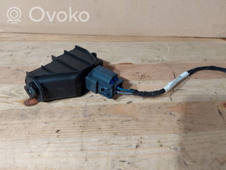 Ford Mondeo MK V Serratura del tappo del serbatoio del carburante DG93226A20AB