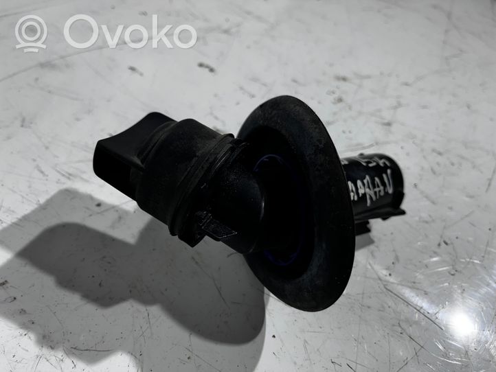 Volkswagen Sharan Tubo di riempimento del liquido AdBlue 7n0131136d