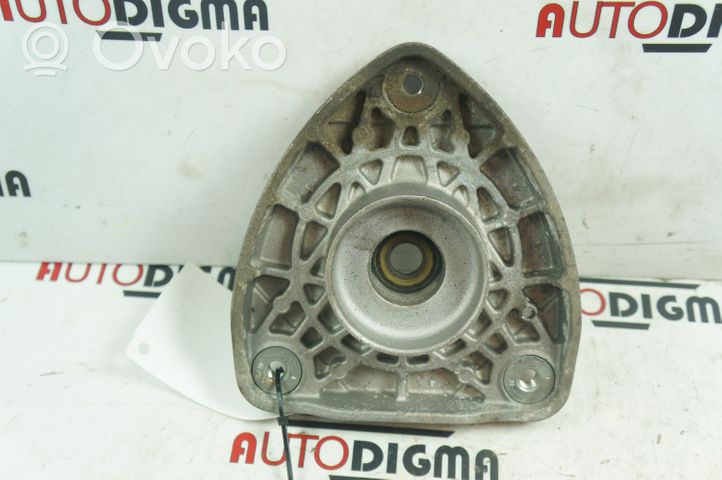 Mercedes-Benz A W176 Supporto di montaggio della molla elicoidale A2463230020