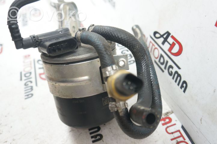 Mercedes-Benz A W176 Boîtier de filtre à carburant A6420904852