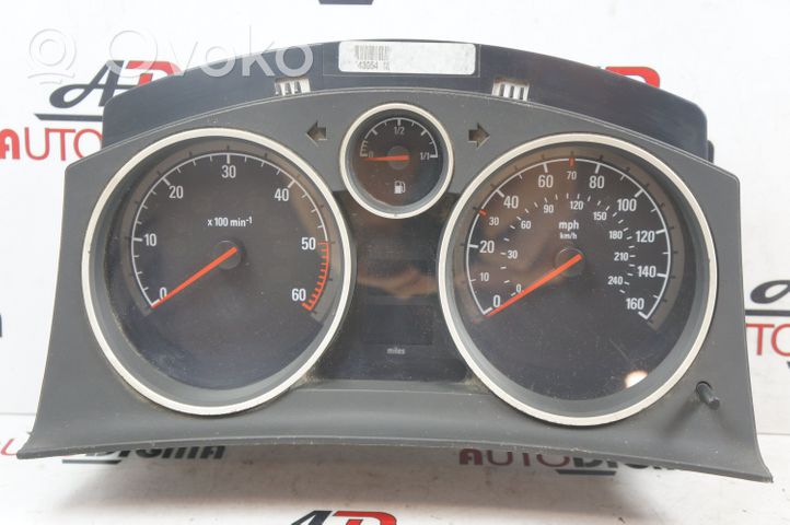 Opel Zafira B Compteur de vitesse tableau de bord 3024902E