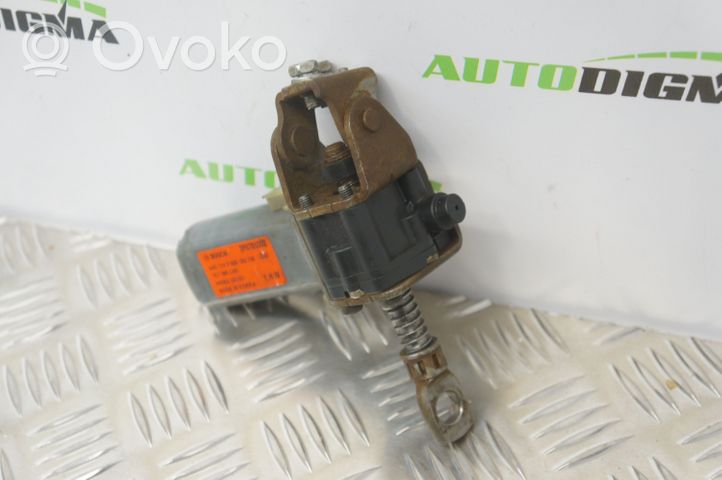 KIA Optima Seat adjustment motor 885833S101