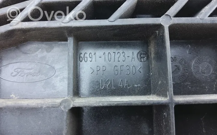 Ford Mondeo MK IV Support boîte de batterie GG9110723A