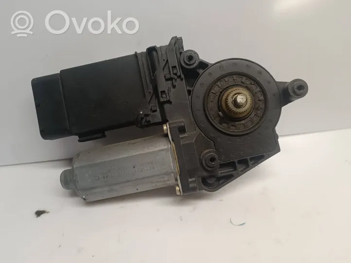 Volkswagen PASSAT B5 Fensterhebermotor Tür vorne 3b4837751bs