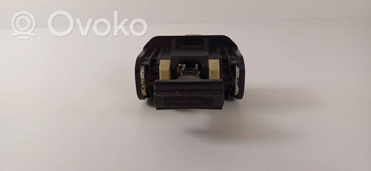 BMW 3 F30 F35 F31 Etuoven pidätin 7311339