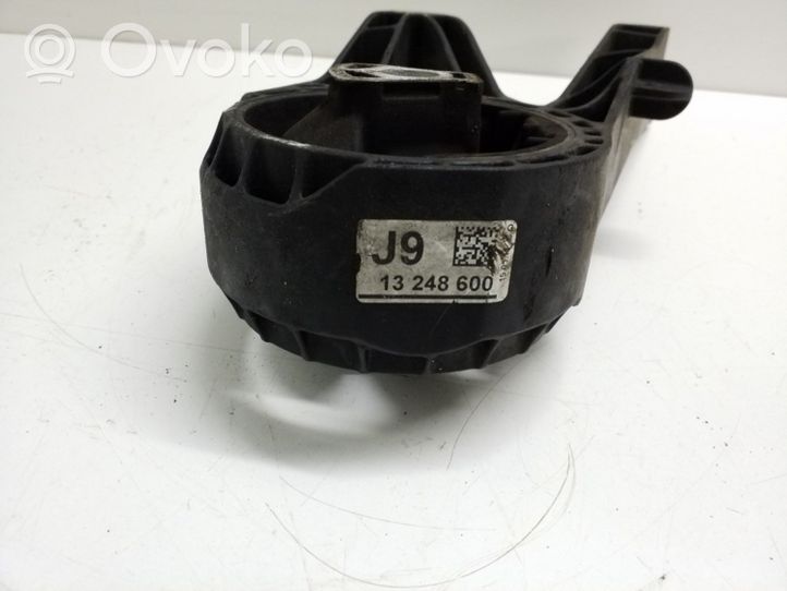 Opel Astra J Supporto di montaggio del motore CTVC230010