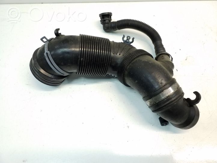 Volkswagen Jetta VI Turbo air intake inlet pipe/hose 3C0129654