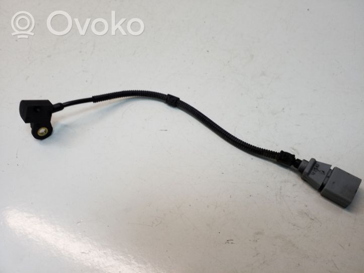 Volkswagen Jetta VI Camshaft speed sensor 03L957147