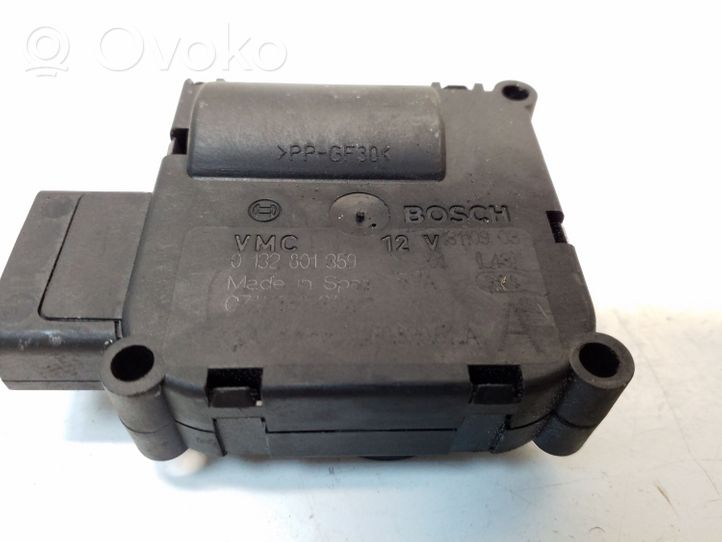 Audi A6 S6 C6 4F Moteur / actionneur de volet de climatisation 0132801359