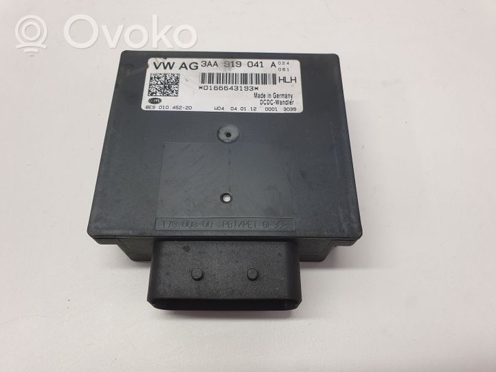 Volkswagen Jetta VI Power management control unit 8ES01045220