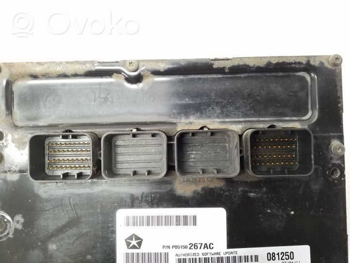 Chrysler Voyager Variklio valdymo blokas P68050333AB