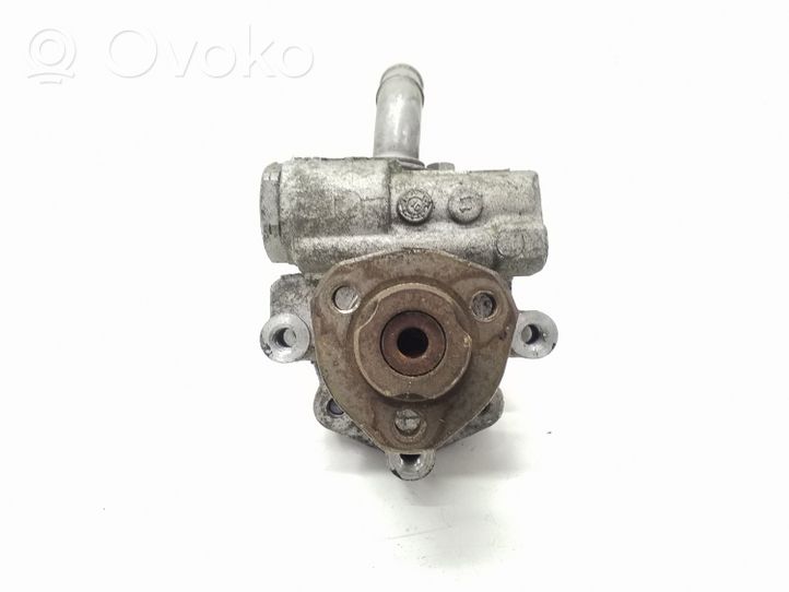 Volkswagen Jetta VI Power steering pump 